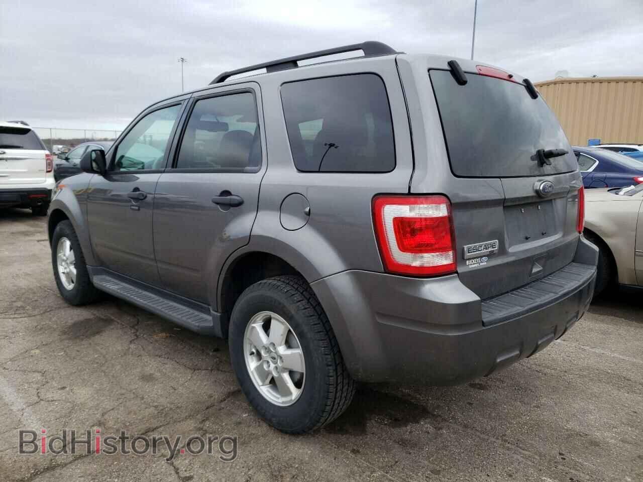 2011 FORD ESCAPE - VIN: 1FMCU0D75BKA05965 - Фото 2