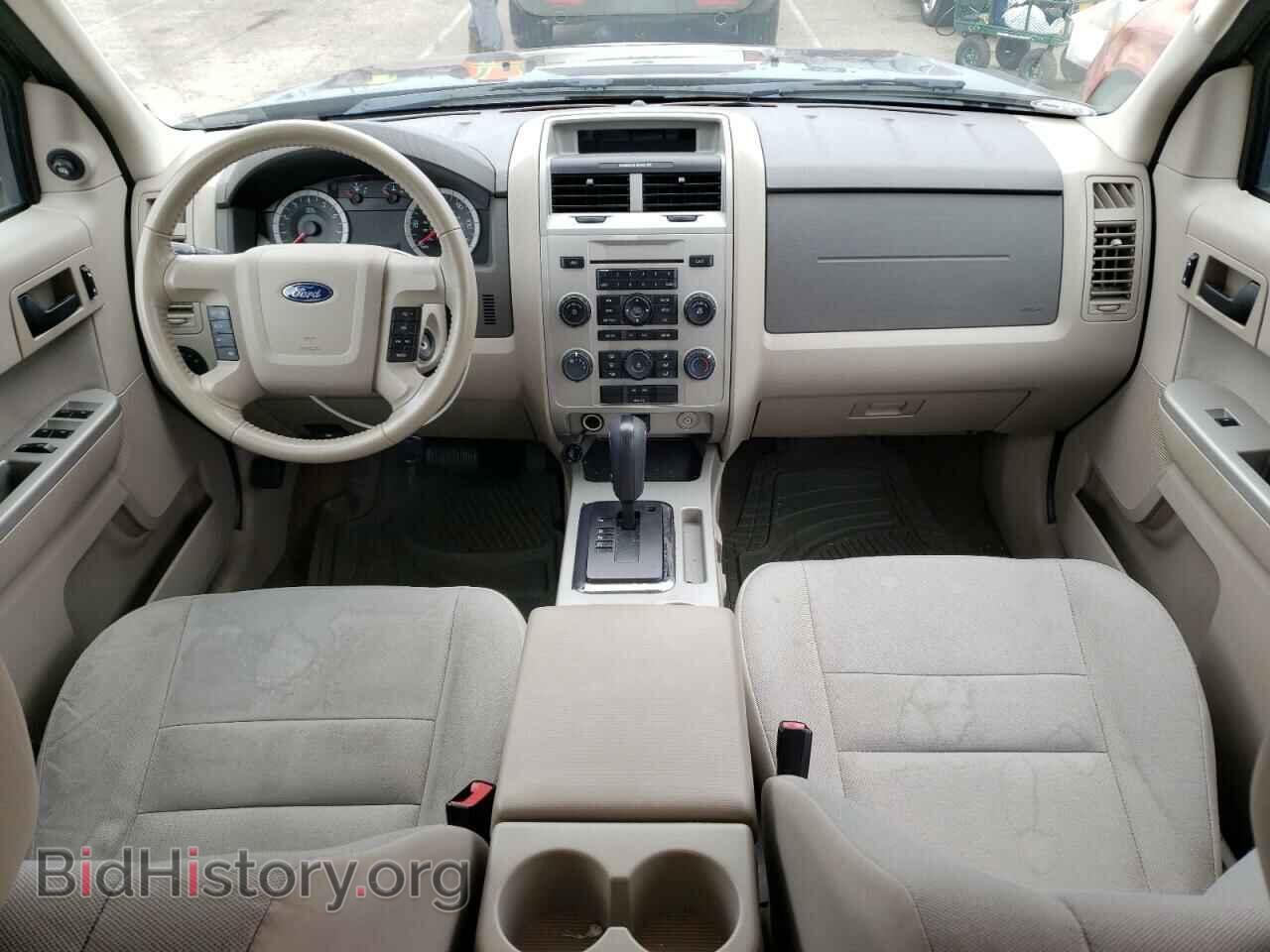 2011 FORD ESCAPE - VIN: 1FMCU0D75BKA05965 - Фото 8