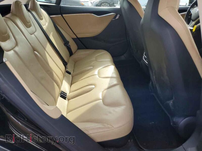 2013 Tesla MODEL S (VIN 5YJSA1CN4DFP26356) — фото 10 из 12