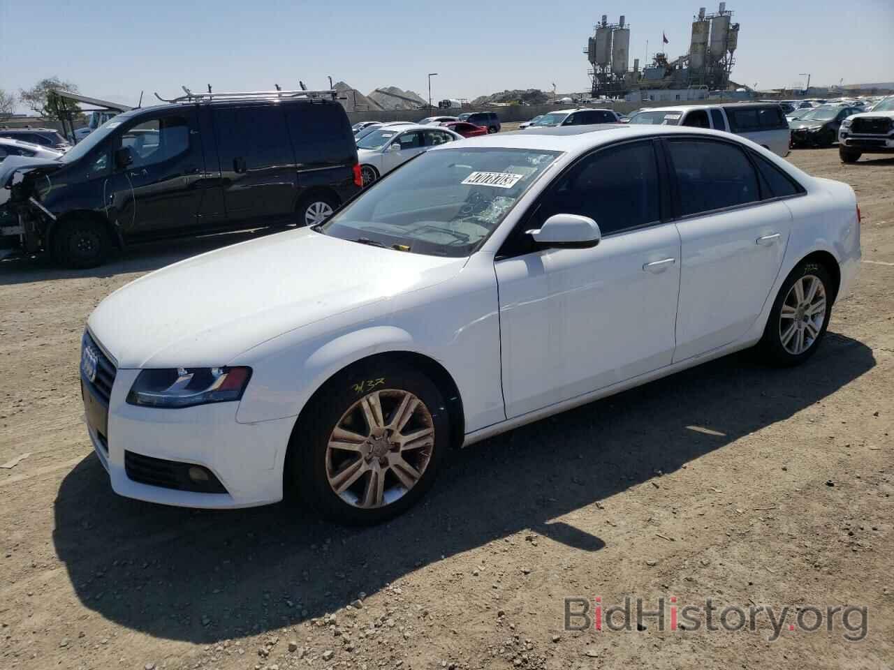 Photo WAUAFAFL7BN001062 - AUDI A4 2011