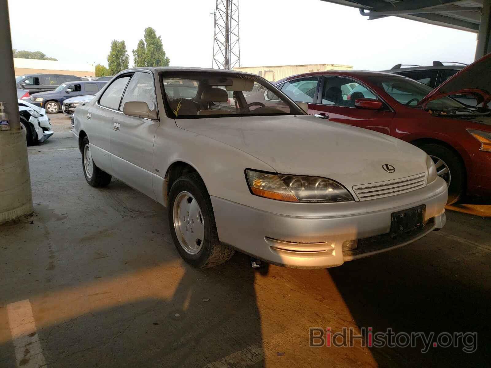 Photo JT8BF12G9T0163112 - LEXUS ES300 1996