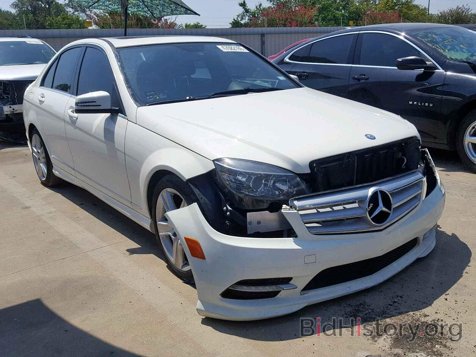 Photo WDDGF5EB8BA450552 - MERCEDES-BENZ C CLASS 2011