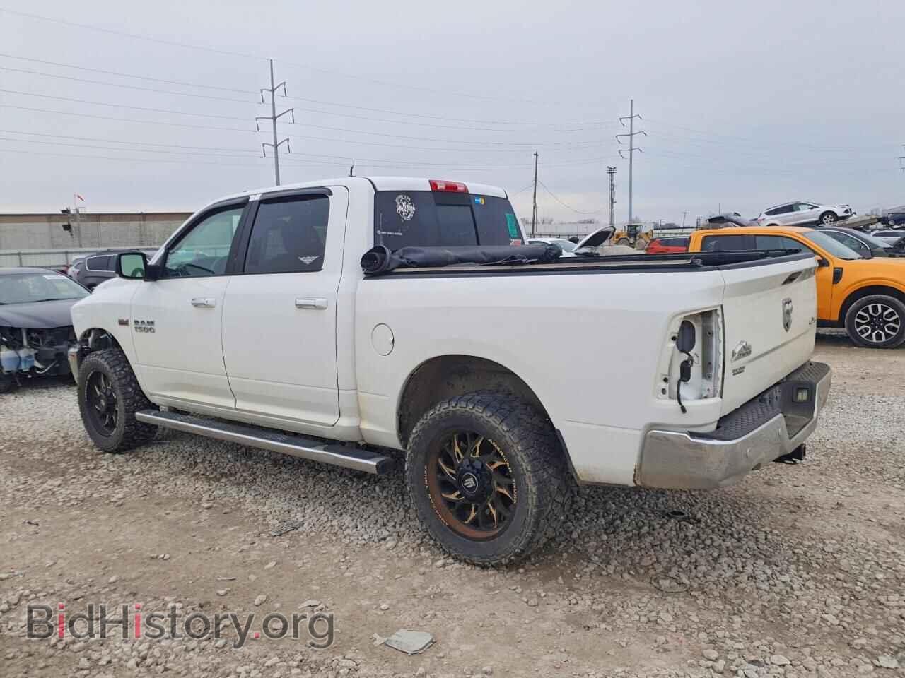 2017 RAM 1500 - VIN: 3C6RR7LT1HG681683 - Фото 2