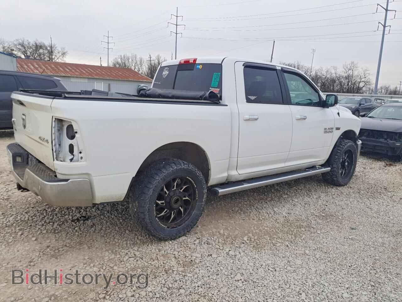 2017 RAM 1500 - VIN: 3C6RR7LT1HG681683 - Фото 3