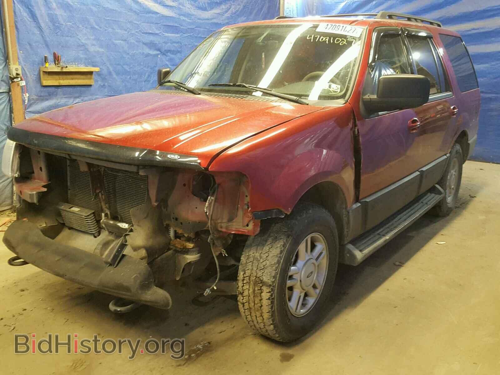 2005 FORD EXPEDITION - VIN: 1FMPU16505LA66786 - Фото 2