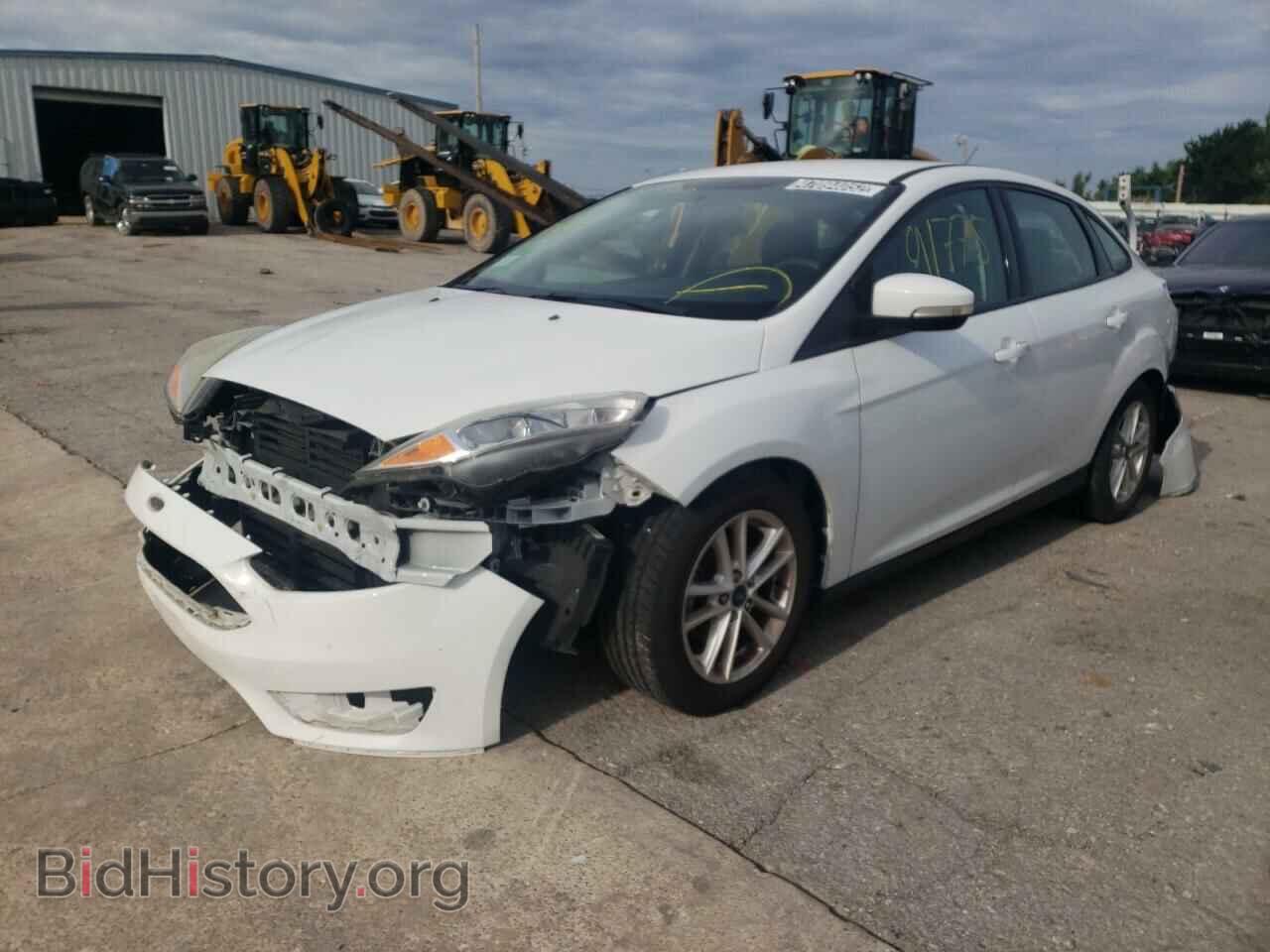 2016 FORD FOCUS - VIN: 1FADP3F2XGL322067 - Фото 2