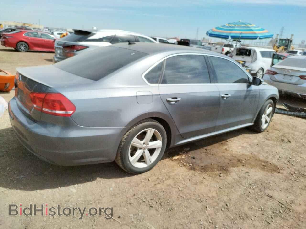 2012 VOLKSWAGEN PASSAT - VIN: 1VWBP7A37CC037603 - Фото 3