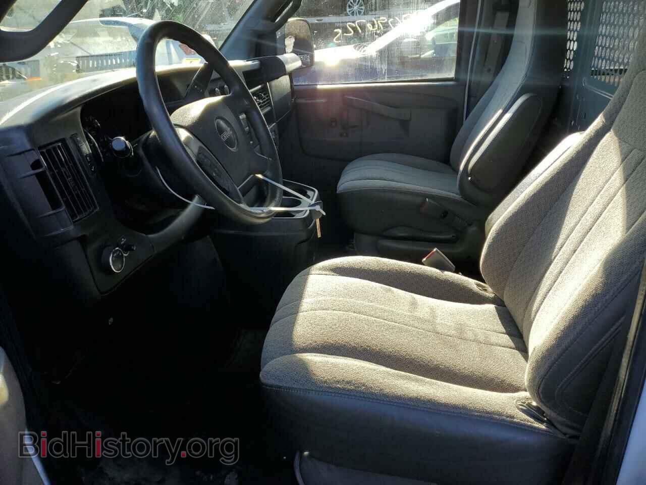2017 GMC SAVANA - VIN: 1GTW7AFF3H1915907 - Фото 7