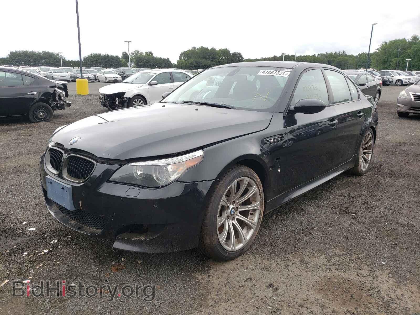 2006 BMW M5 - VIN: WBSNB93596B582519 - Фото 2