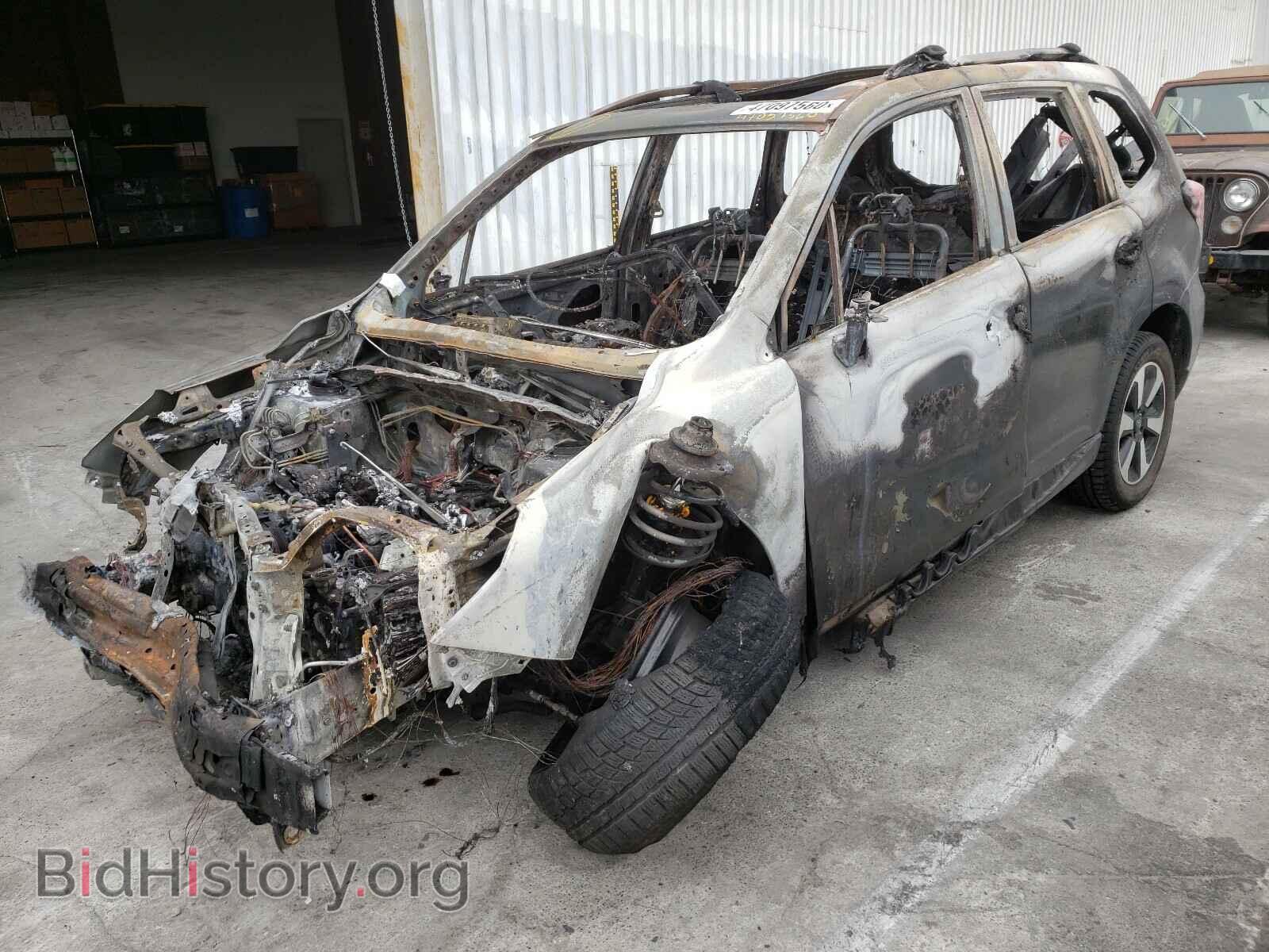 2017 SUBARU FORESTER - VIN: JF2SJAEC8HH809257 - Фото 2