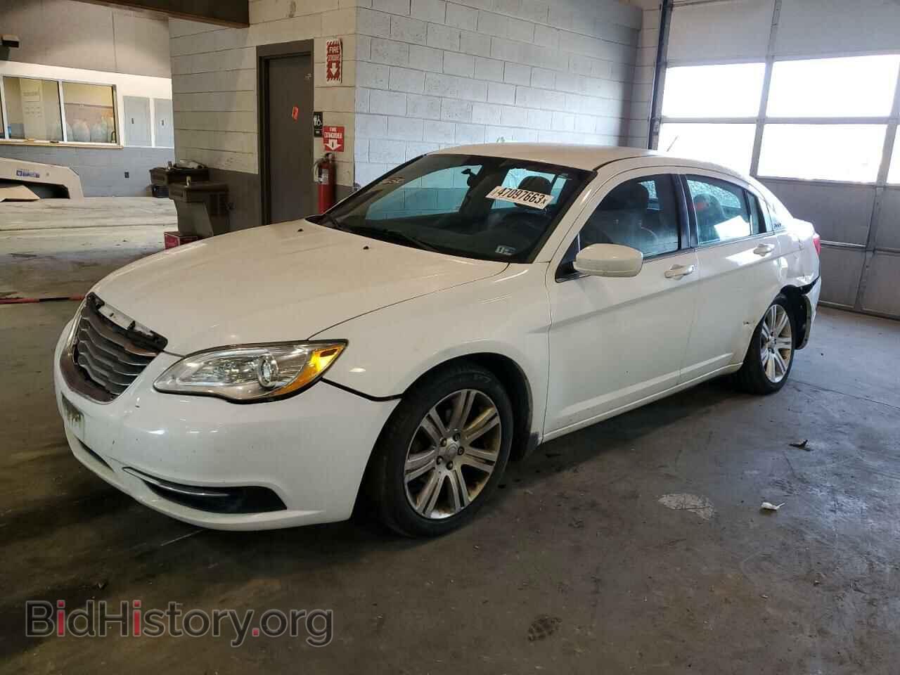 Photo 1C3CCBBB8DN734364 - CHRYSLER 200 2013