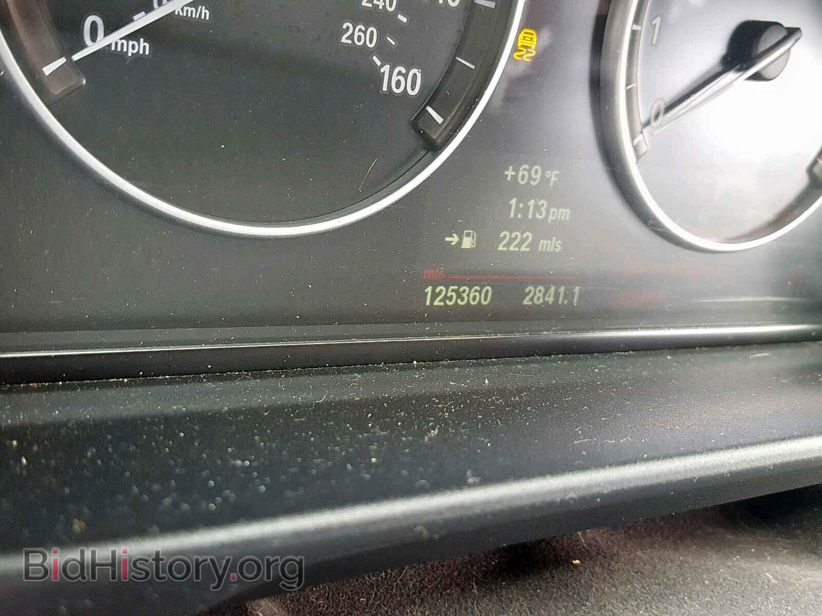 2012 BMW 528 XI (VIN WBAXH5C54CDW09856) — photo 8 of 10