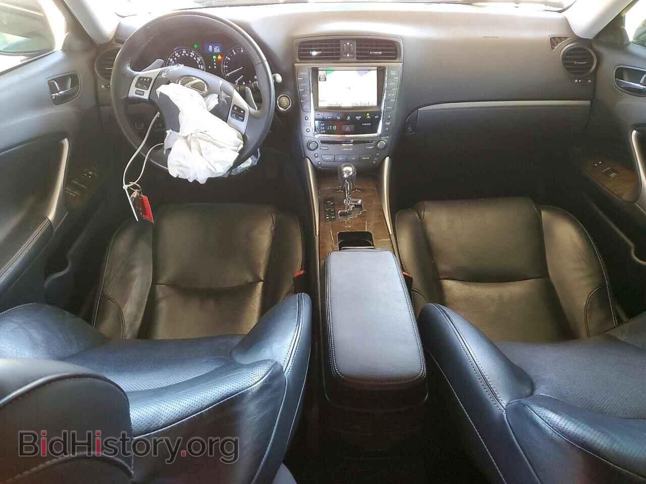 2011 LEXUS IS - VIN: JTHBF5C21B5131220 - Photo 8