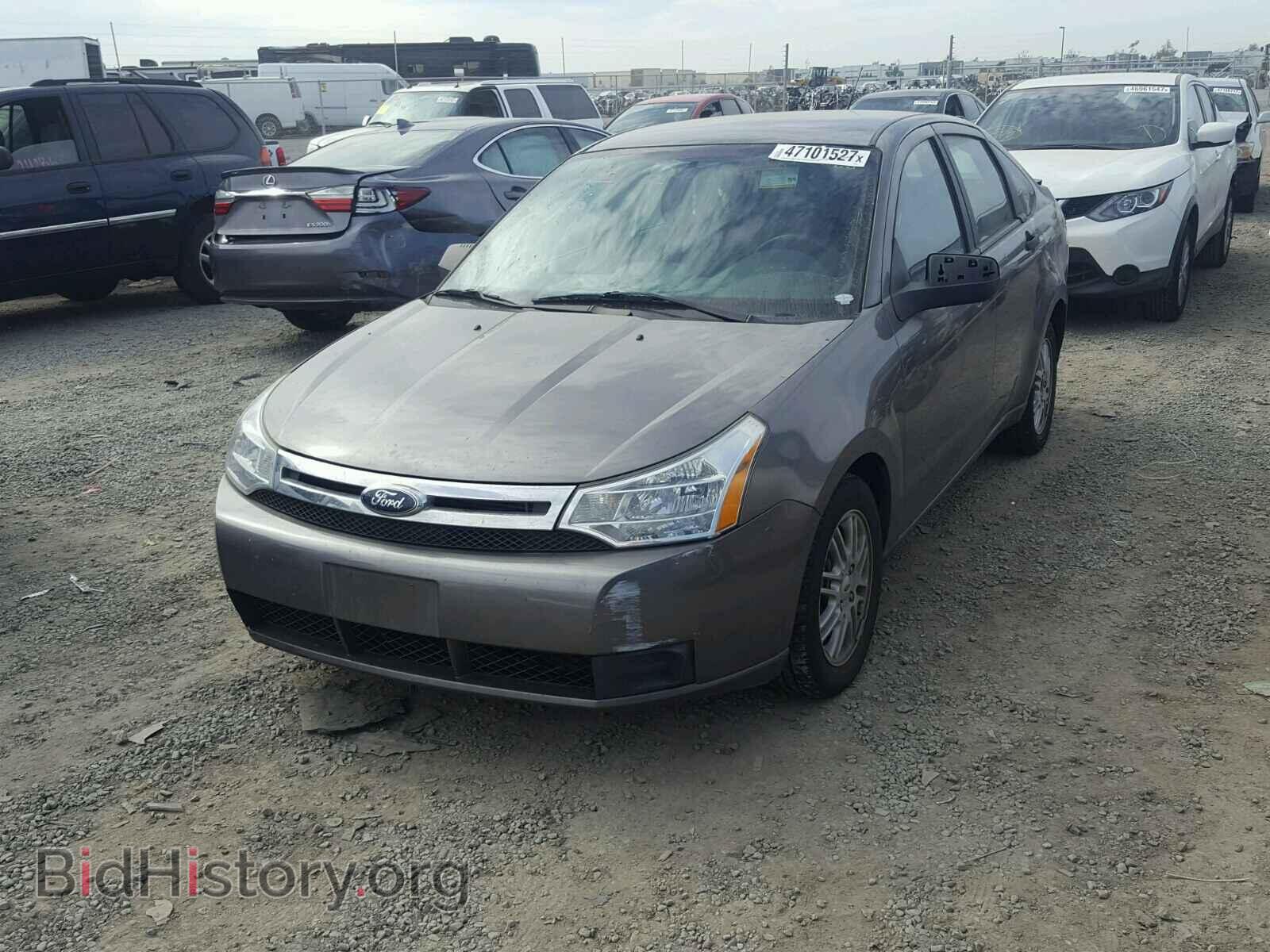 2009 FORD FOCUS - VIN: 1FAHP35N59W209724 - Photo 2