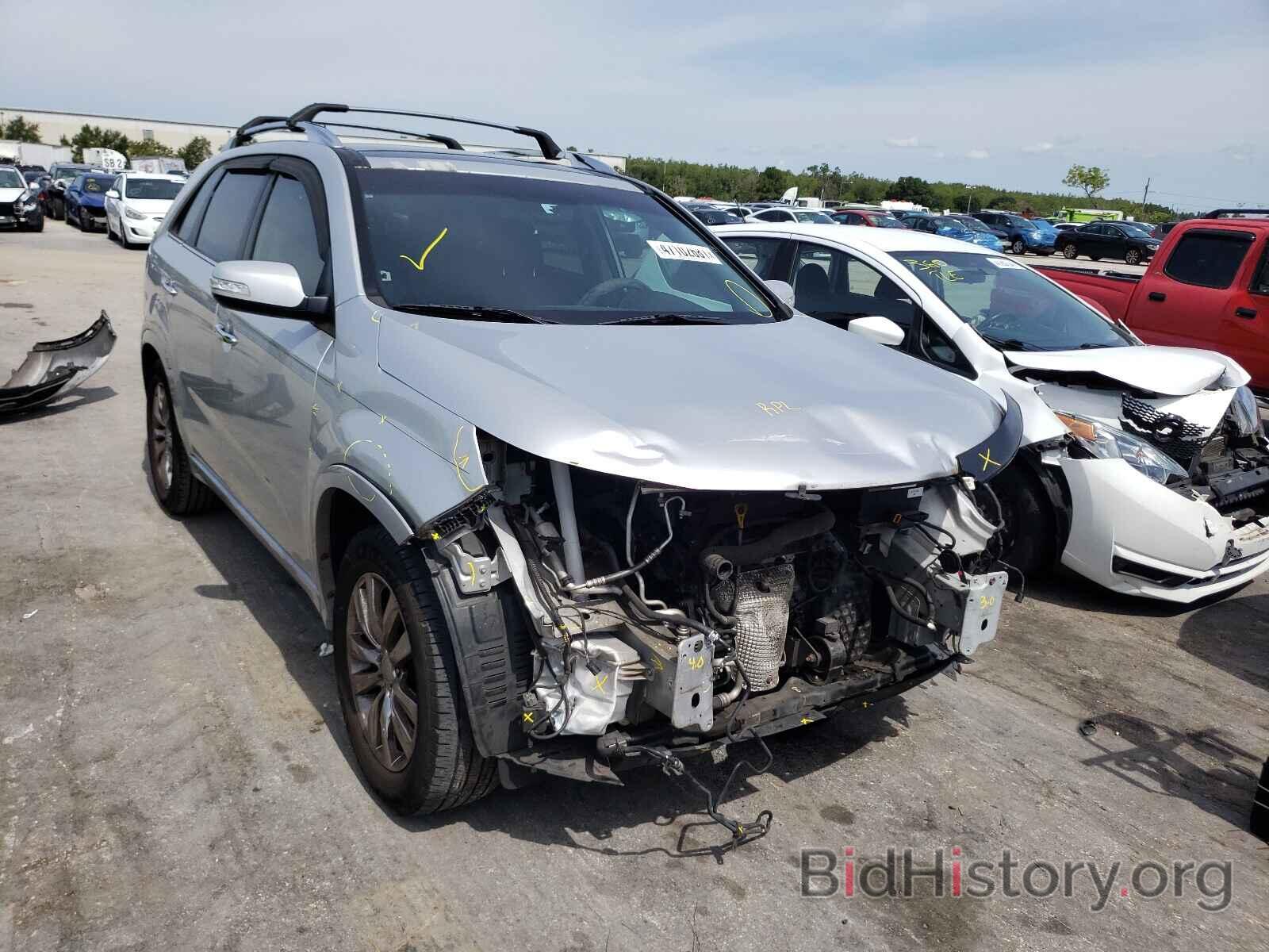 Photo 5XYKW4A22BG171585 - KIA SORENTO 2011