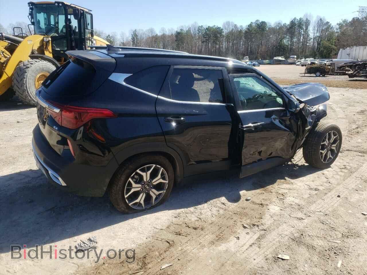 2021 KIA SELTOS - VIN: KNDERCAA3M7078113 - Фото 3