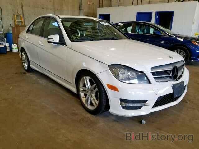 Photo WDDGF8AB1DR263861 - MERCEDES-BENZ C CLASS 2013