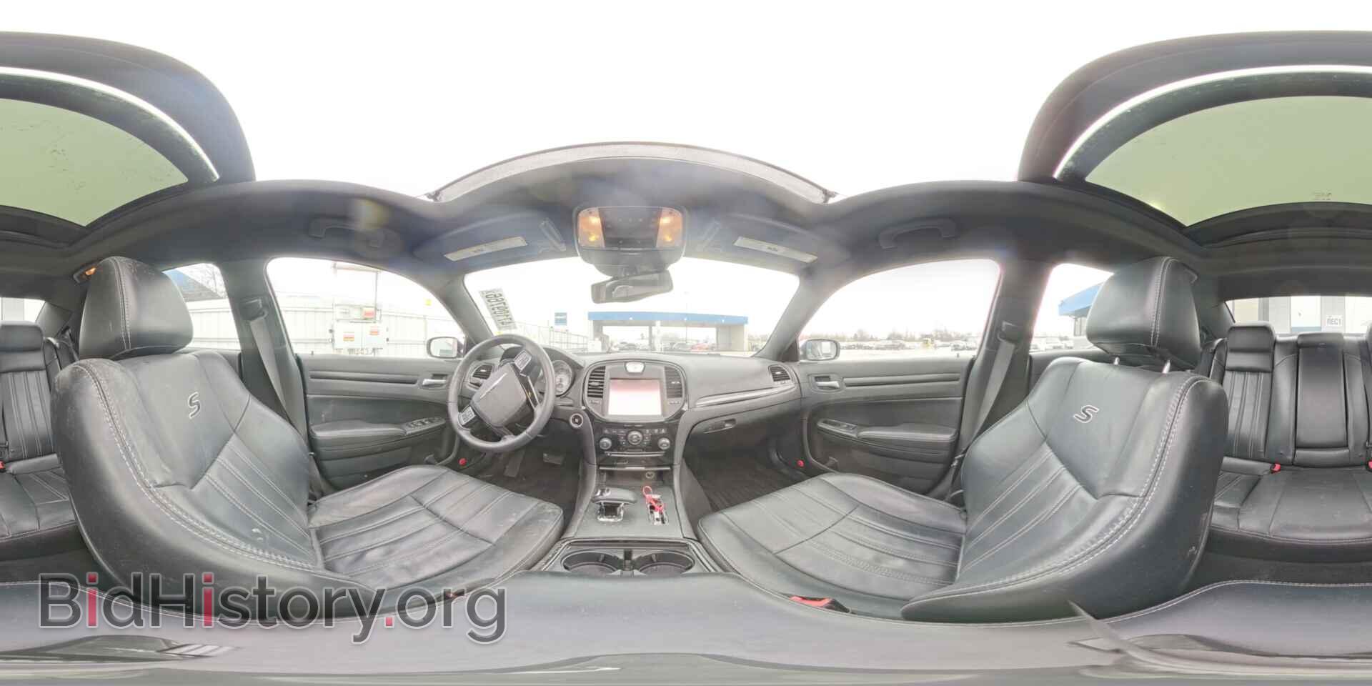2014 CHRYSLER 300 - VIN: 2C3CCAGG7EH384766 - Фото 15