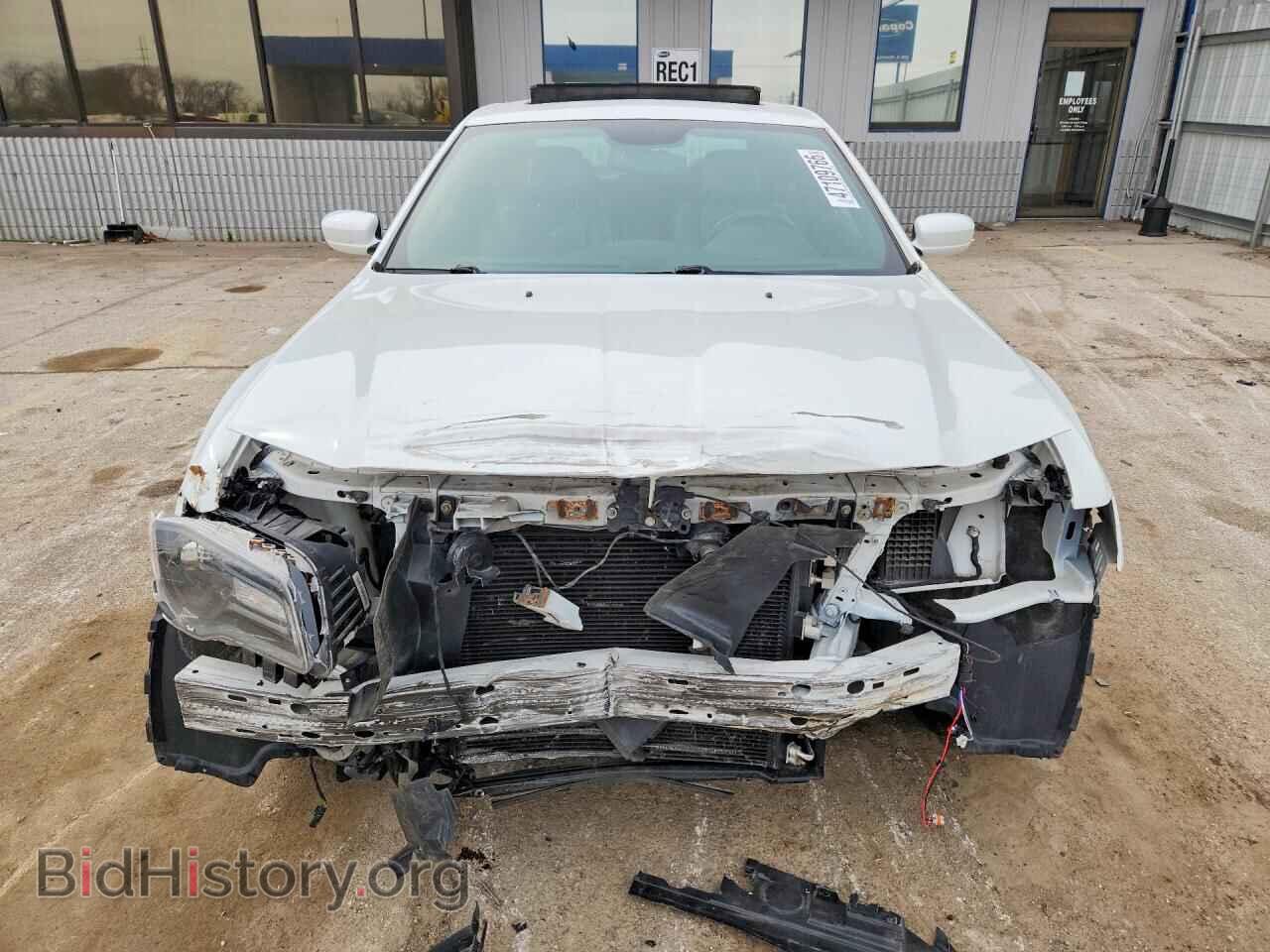 2014 CHRYSLER 300 - VIN: 2C3CCAGG7EH384766 - Фото 5