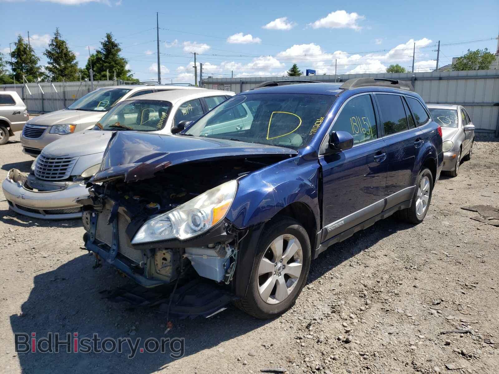 2011 SUBARU OUTBACK - VIN: 4S4BRCKC6B3442320 - Photo 2