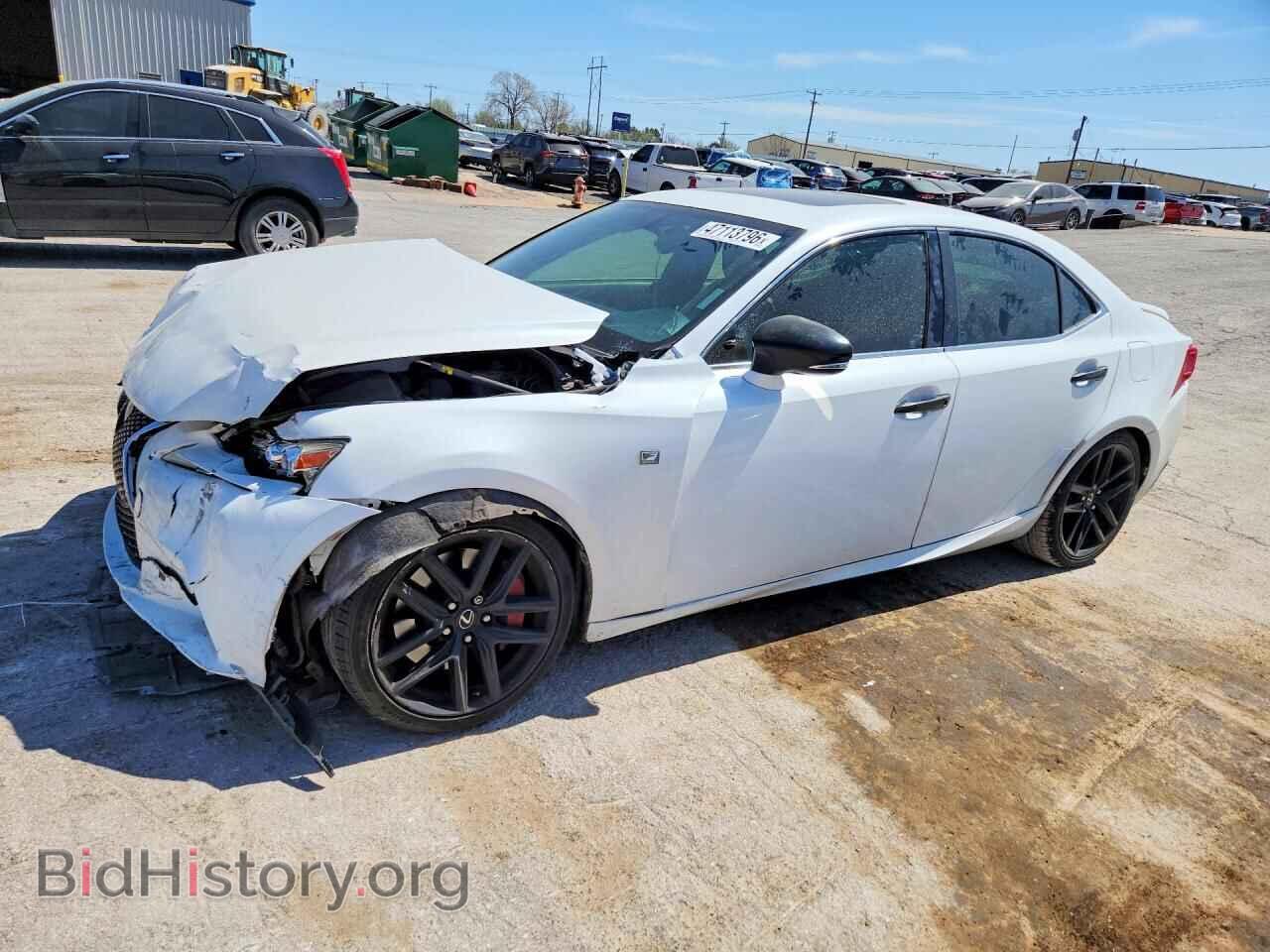 Photo JTHBE1D25F5017253 - LEXUS IS 2015