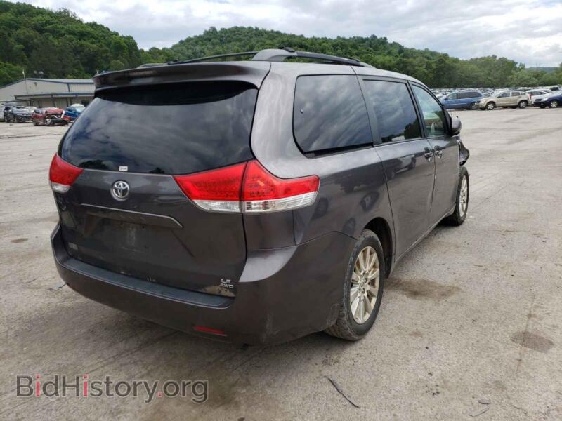 2011 Toyota SIENNA (VIN 5TDJK3DC4BS022877) — photo 4 of 10