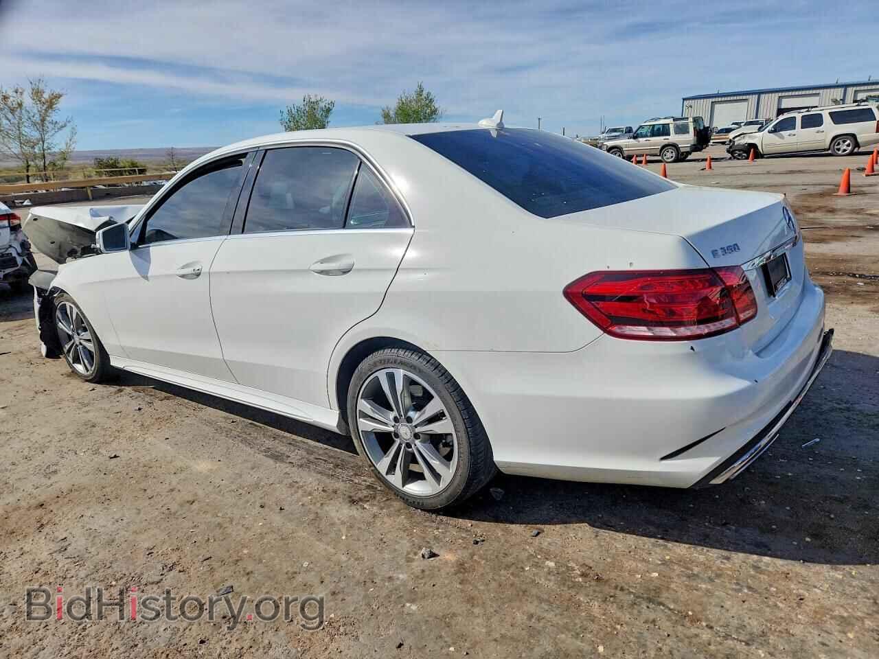 2016 MERCEDES-BENZ E-CLASS - VIN: WDDHF5KB7GB229647 - Фото 2