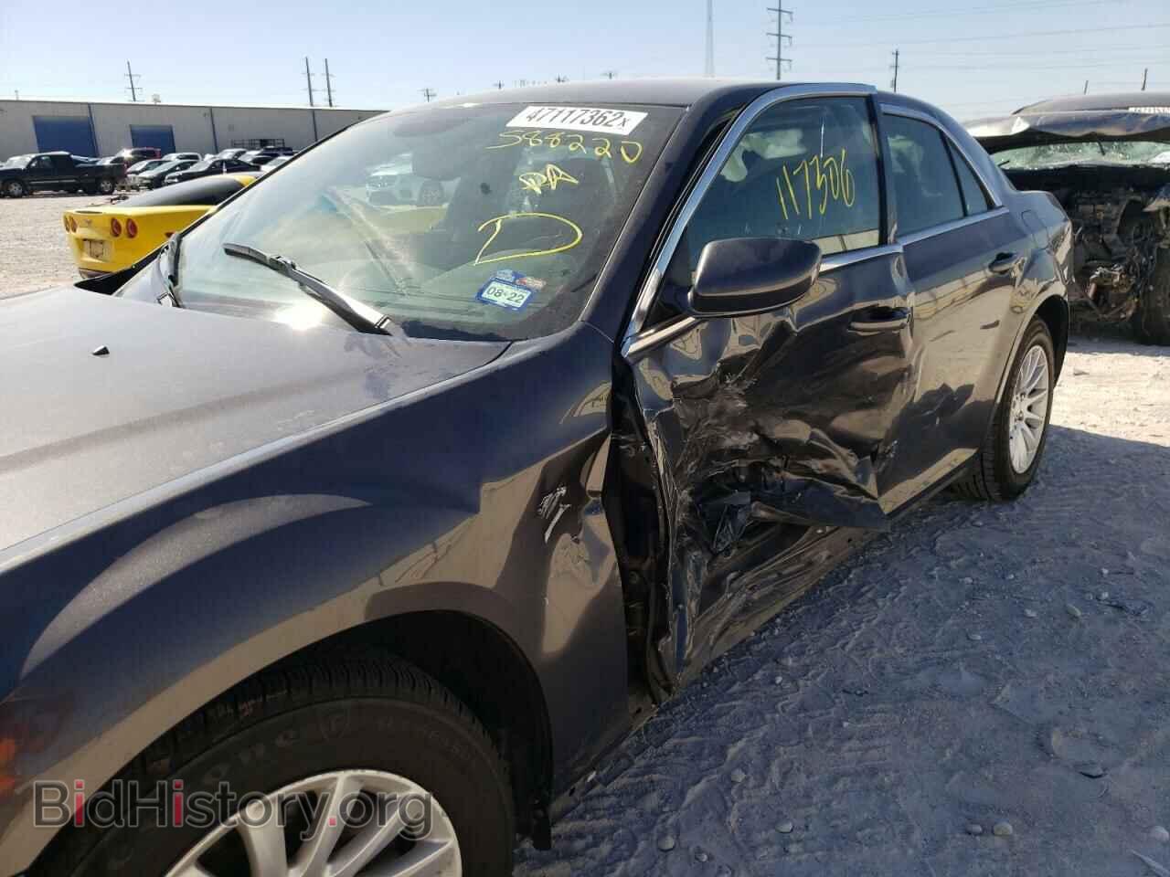 2013 CHRYSLER 300 - VIN: 2C3CCAAG9DH588220 - Фото 9