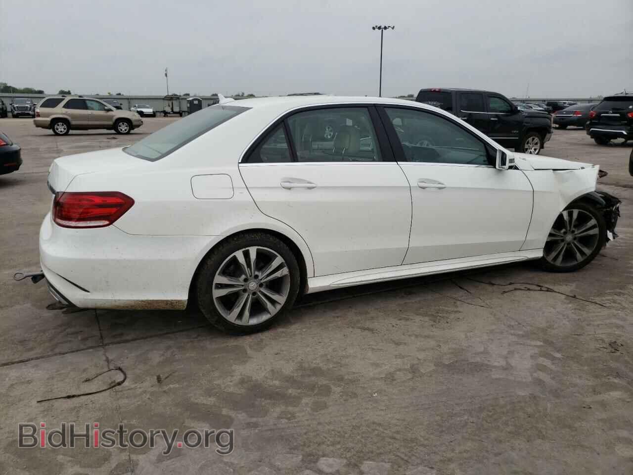 2014 MERCEDES-BENZ E-CLASS - VIN: WDDHF5KB2EA833531 - Фото 3