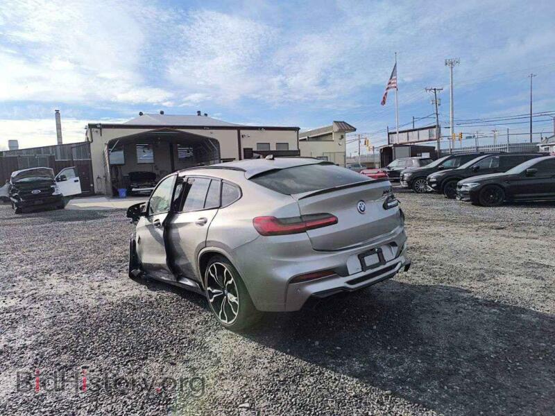2020 BMW X4 (VIN 5YMUJ0C04LLA99557) — фото 2 из 13