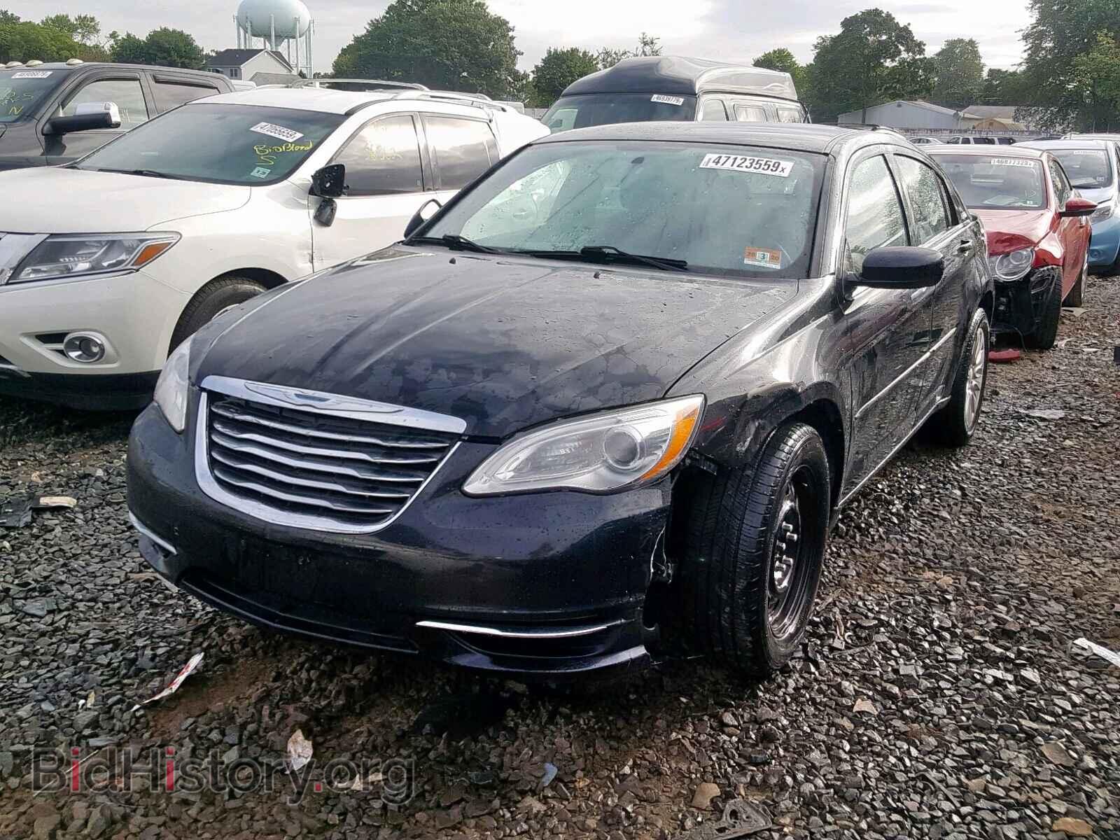 2012 CHRYSLER 200 - VIN: 1C3CCBAB5CN271809 - Фото 2