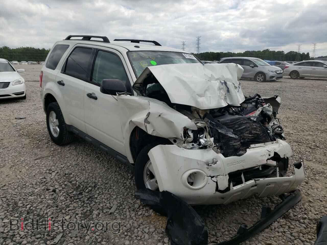 Фотография 1FMCU0DG2CKA33093 - FORD ESCAPE 2012