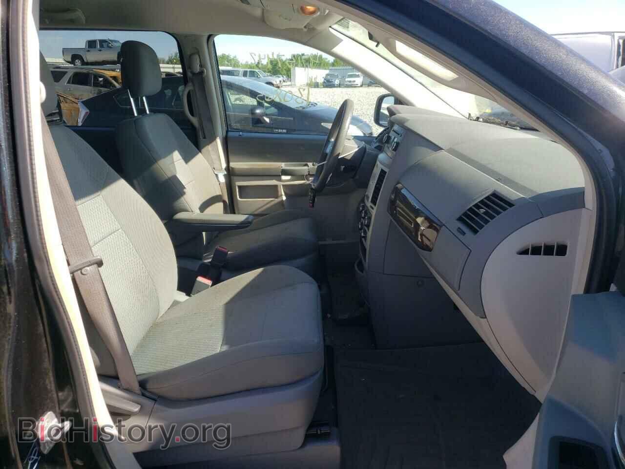 2010 CHRYSLER MINIVAN - VIN: 2A4RR2D14AR415657 - Фото 5