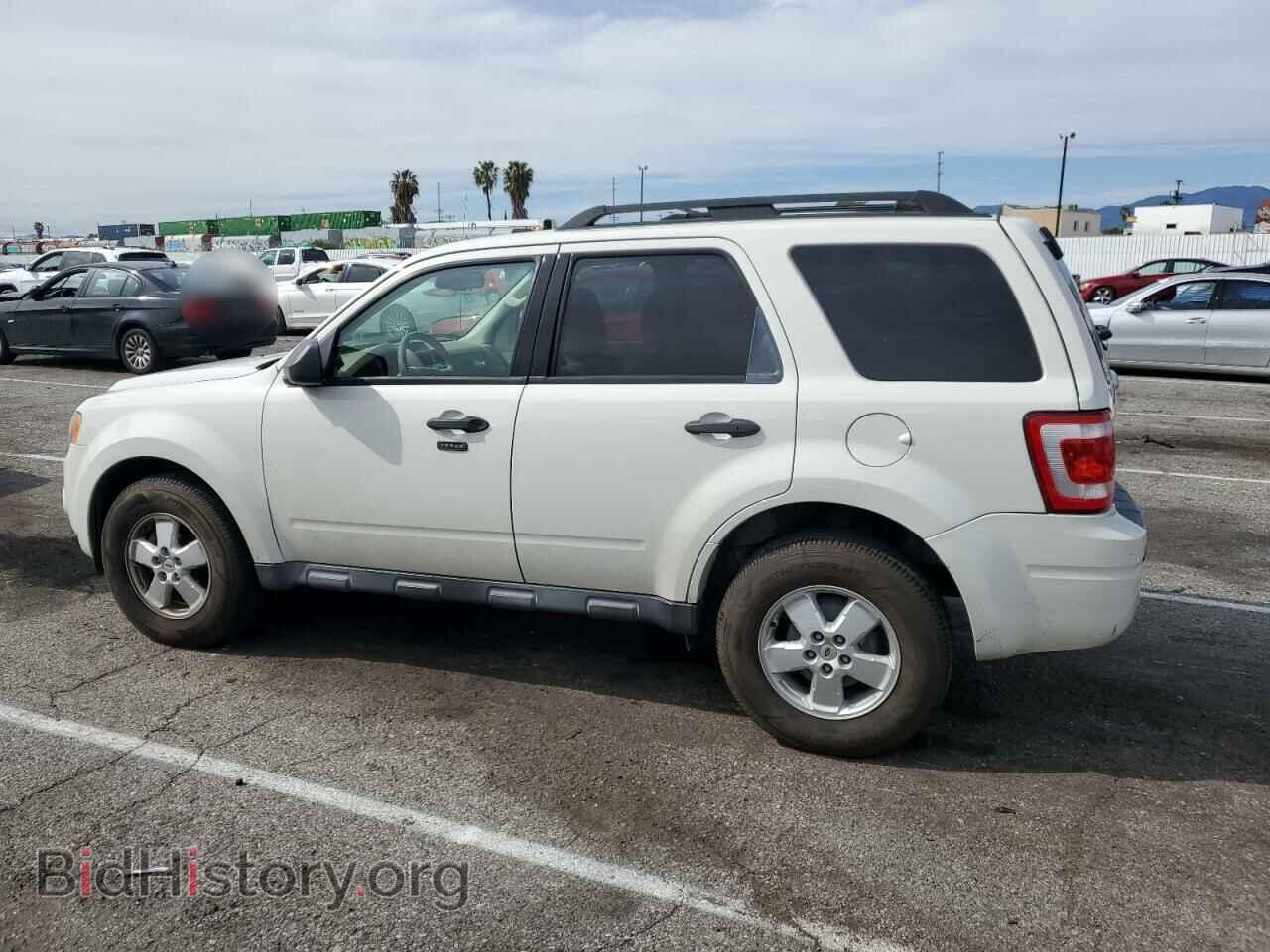 2010 FORD ESCAPE - VIN: 1FMCU0D76AKD40327 - Photo 2