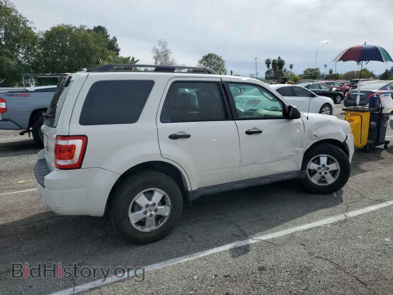 2010 FORD ESCAPE - VIN: 1FMCU0D76AKD40327 - Photo 3