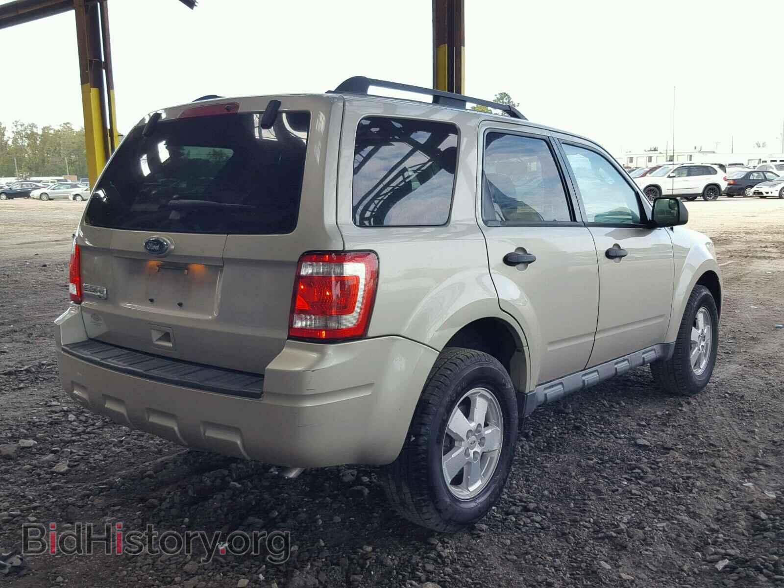 2011 FORD ESCAPE - VIN: 1FMCU0D77BKA04445 - Фото 4