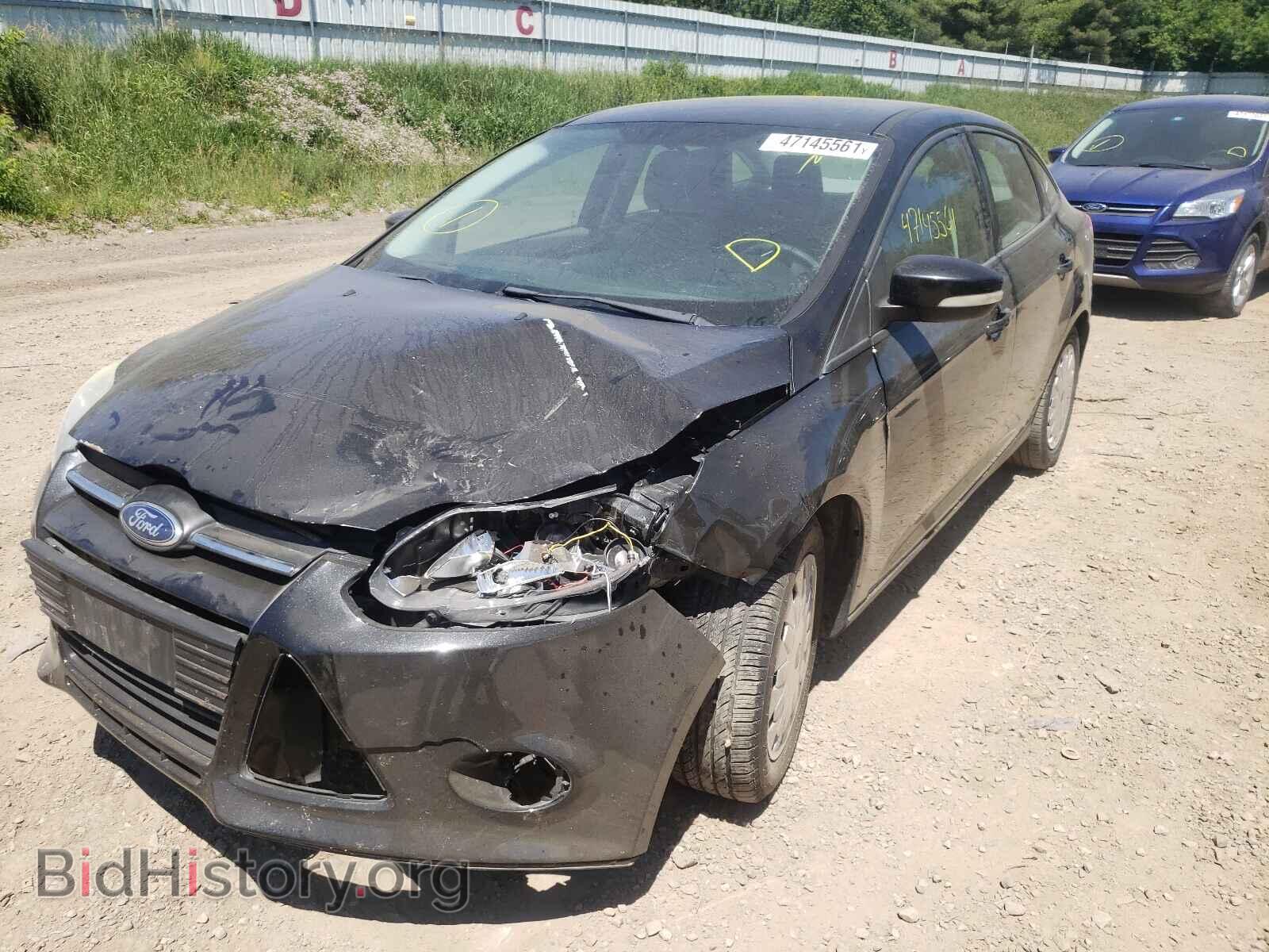 2013 FORD FOCUS - VIN: 1FADP3F28DL327649 - Фото 2