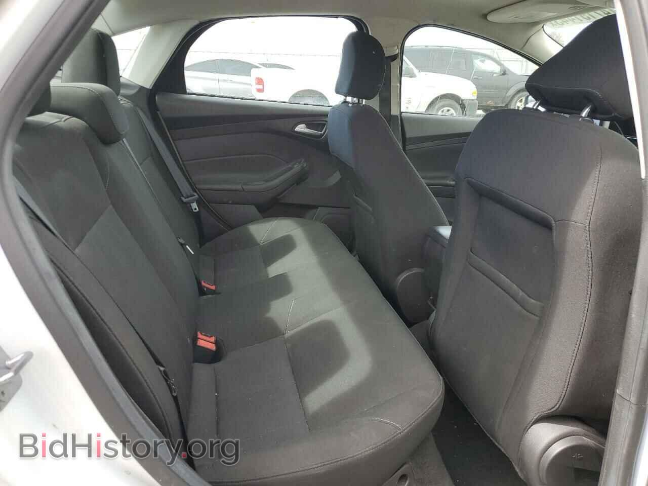 2016 FORD FOCUS - VIN: 1FADP3F26GL369421 - Photo 10