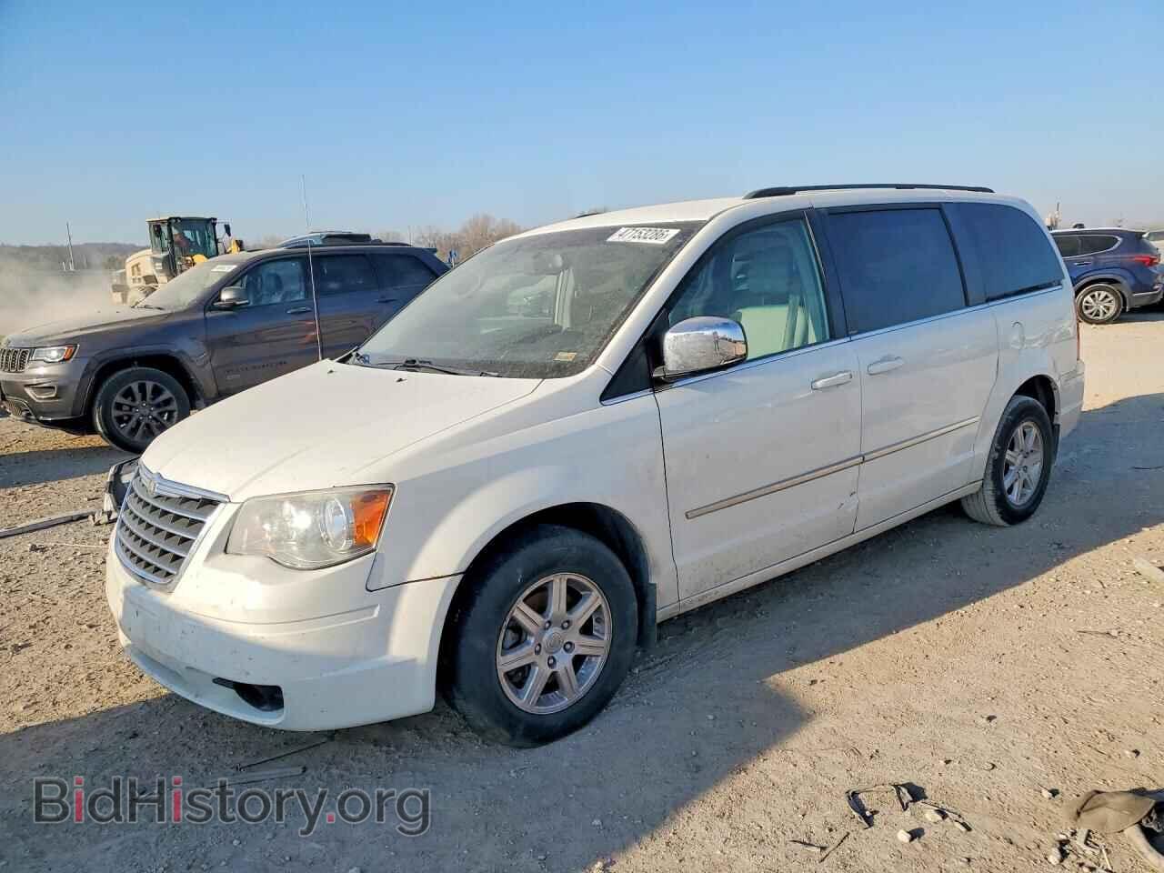 Photo 2A4RR8D11AR399355 - CHRYSLER MINIVAN 2010