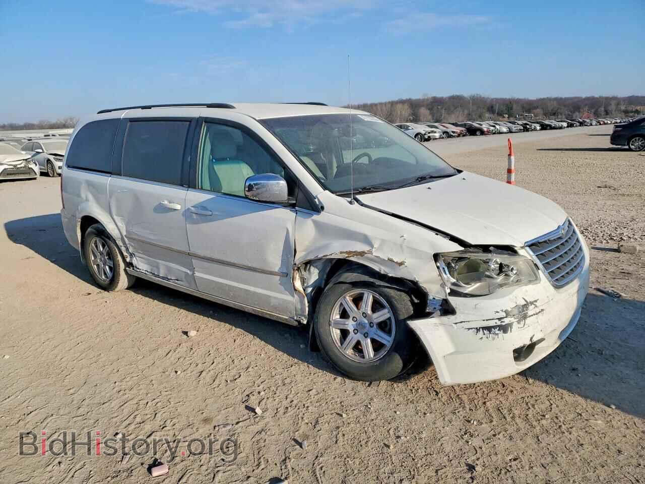 2010 CHRYSLER MINIVAN - VIN: 2A4RR8D11AR399355 - Photo 4