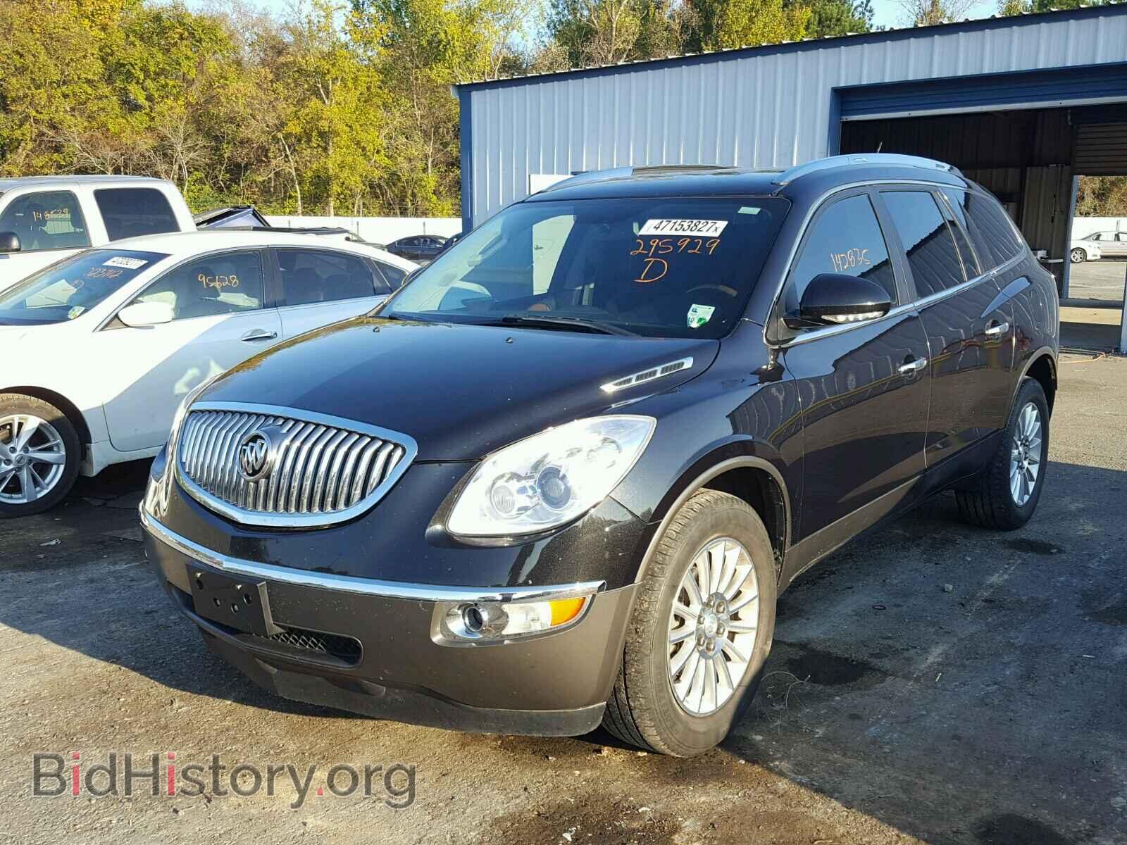 2011 BUICK ENCLAVE - VIN: 5GAKRAEDXBJ295929 - Фото 2