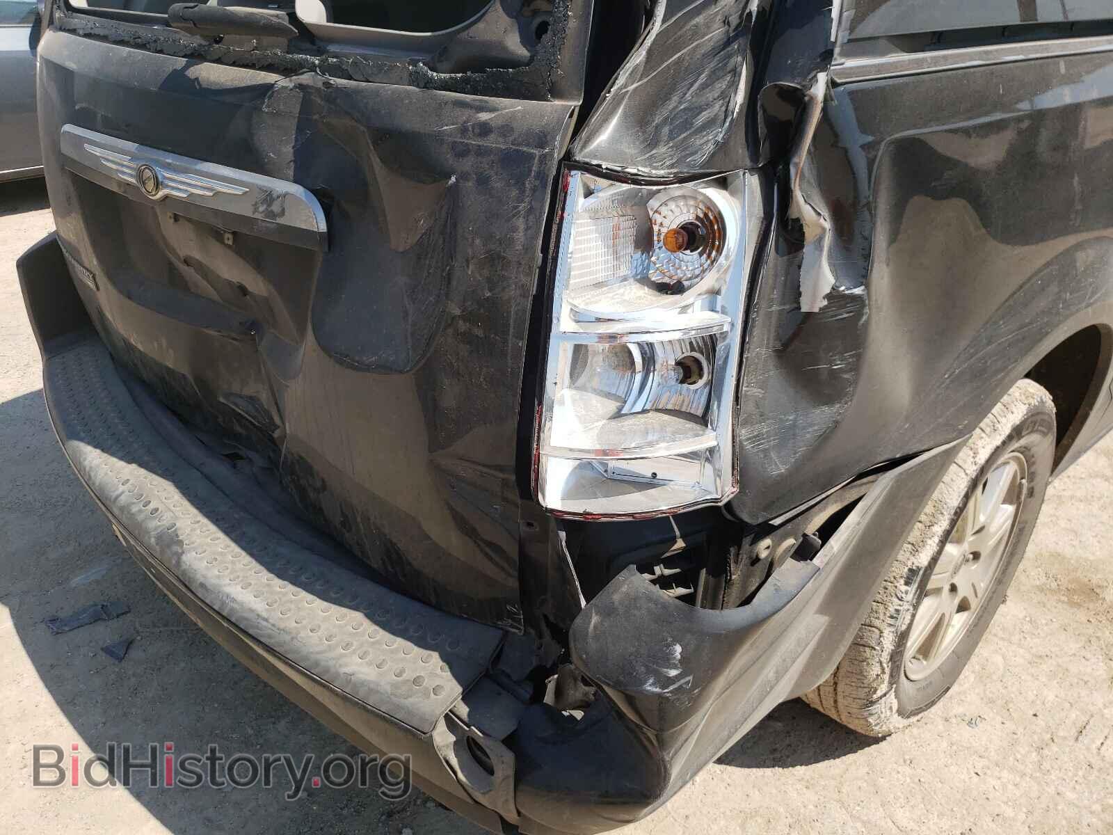 2008 CHRYSLER MINIVAN - VIN: 2A8HR54PX8R114790 - Фото 9