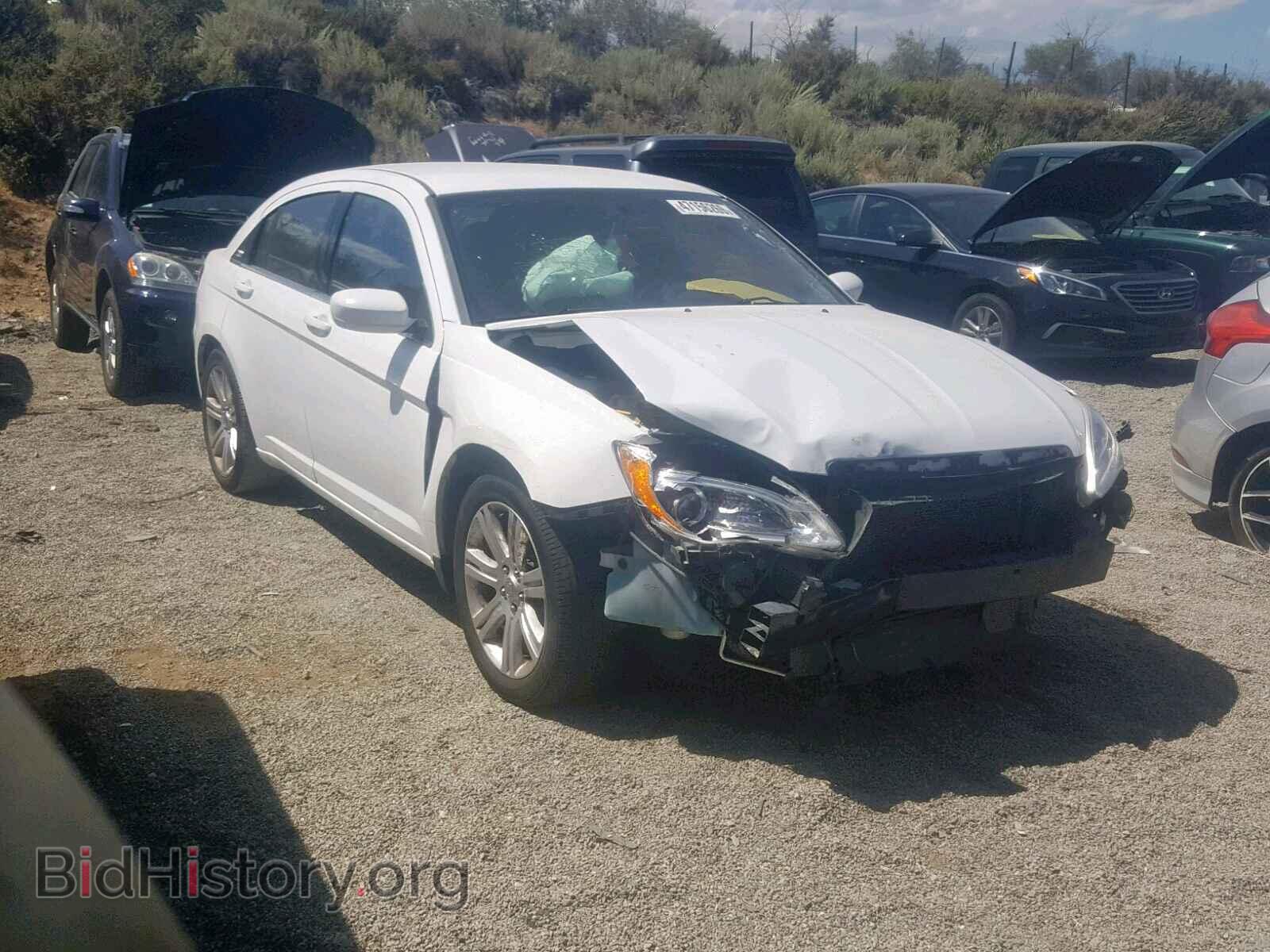 Фотография 1C3CCBAB2CN318617 - CHRYSLER 200 2012