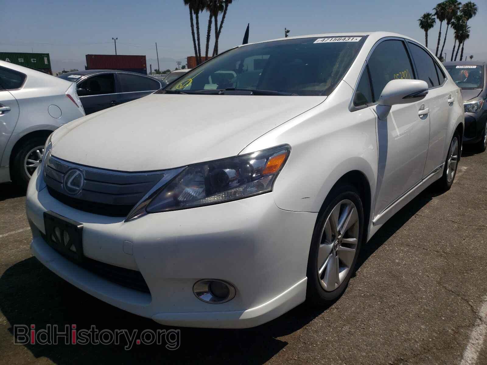 2011 LEXUS HS - VIN: JTHBB1BA1B2045565 - Photo 2
