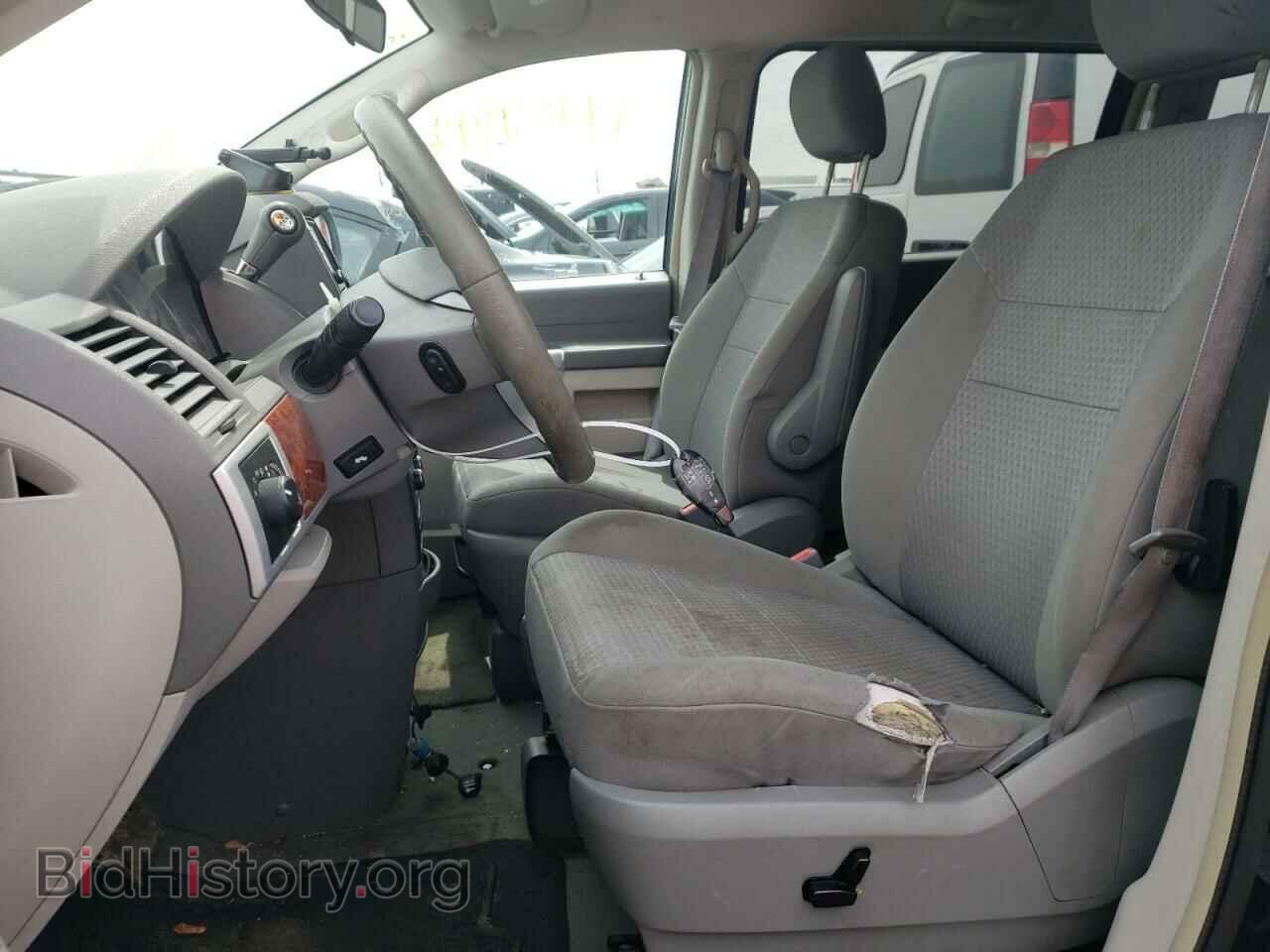 2008 CHRYSLER MINIVAN - VIN: 2A8HR54P38R720948 - Фото 7