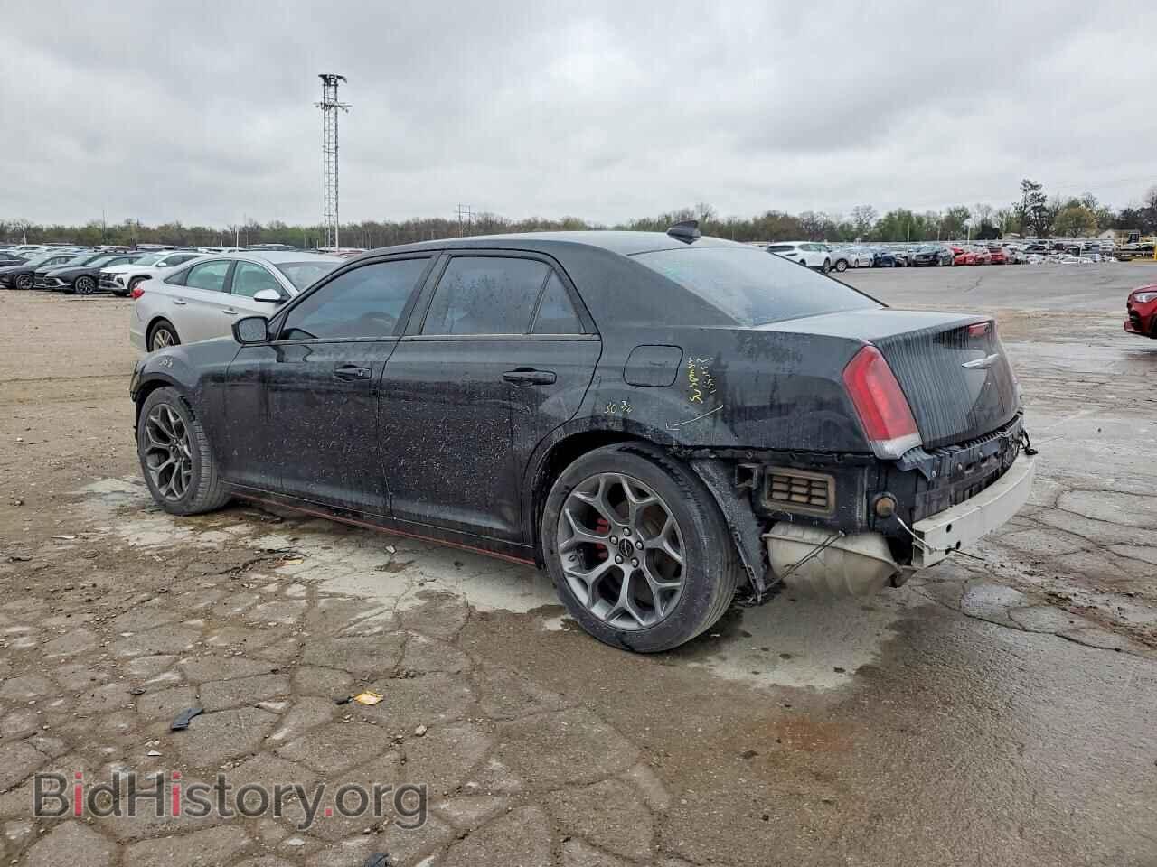 2016 CHRYSLER 300 - VIN: 2C3CCABG7GH212585 - Фото 2