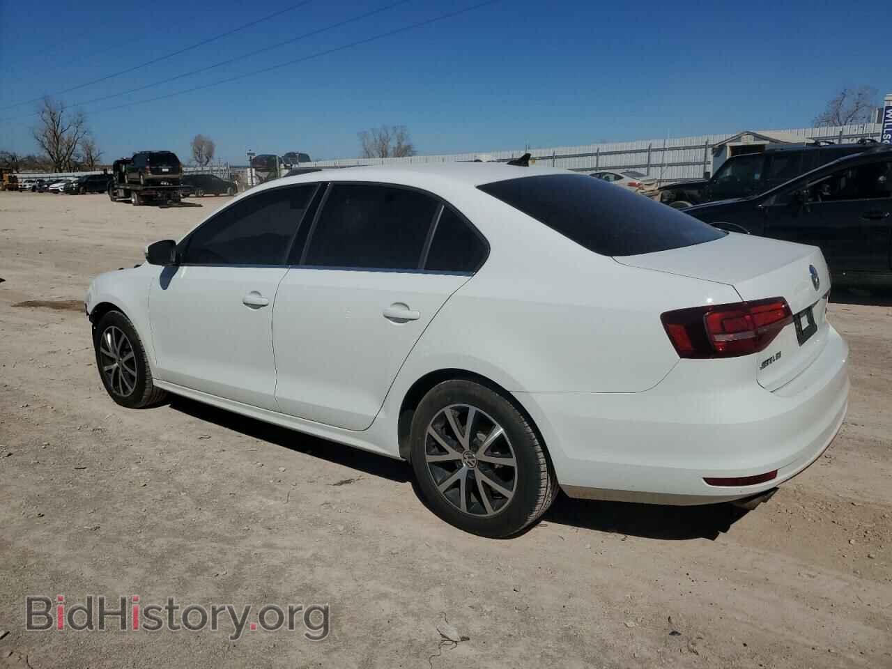 2017 VOLKSWAGEN JETTA - VIN: 3VWDB7AJ9HM338515 - Photo 2