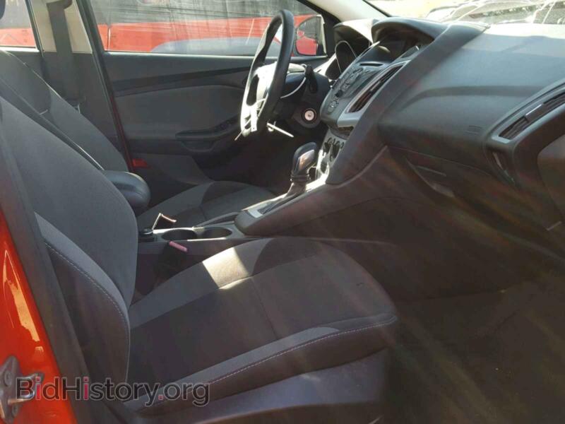 2012 Ford FOCUS (VIN 1FAHP3F26CL178464) — photo 5 of 10