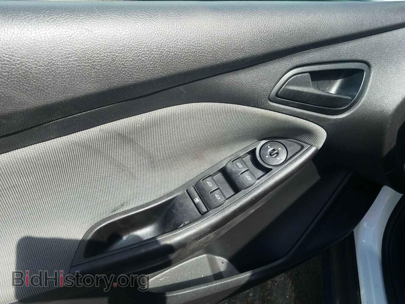 2012 FORD FOCUS - VIN: 1FAHP3F22CL180860 - Photo 9