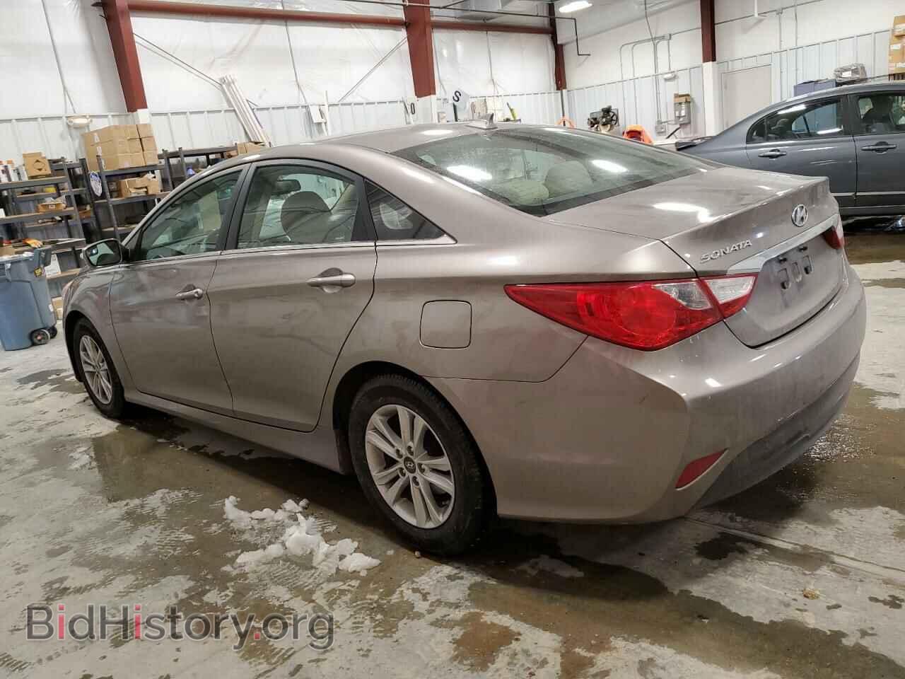 2014 HYUNDAI SONATA - VIN: 5NPEB4AC8EH835564 - Фото 2